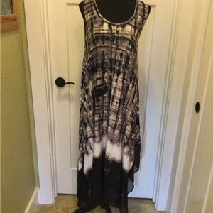 Vera Wang Black and Cream High Low Dress